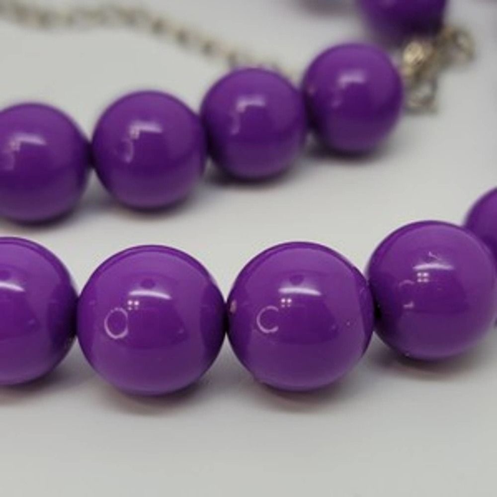 Vintage Claire's 30 inch Purple Bead Strand Necklace - Picture 4 of 5
